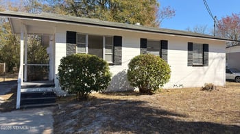 5627 Belafonte Dr, Jacksonville, FL 32209