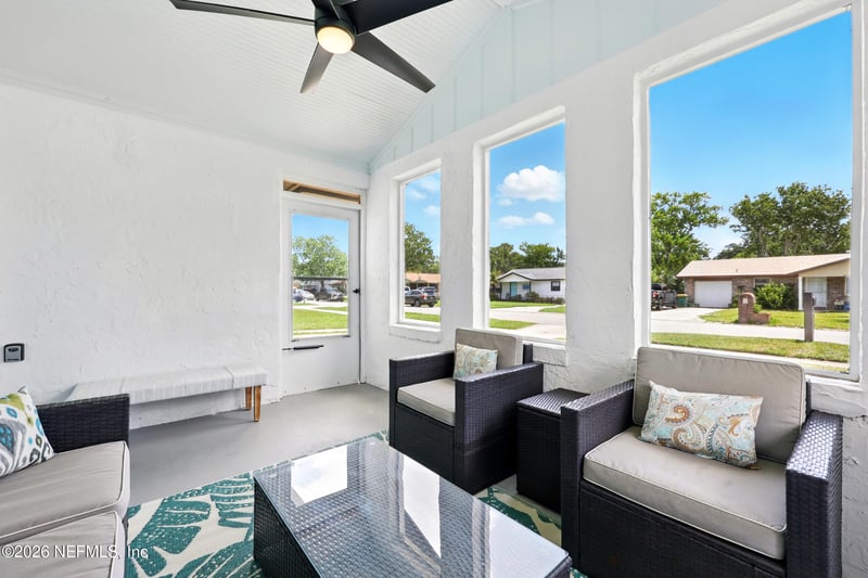 2734 Colonies Dr, Jacksonville Beach, FL 32250