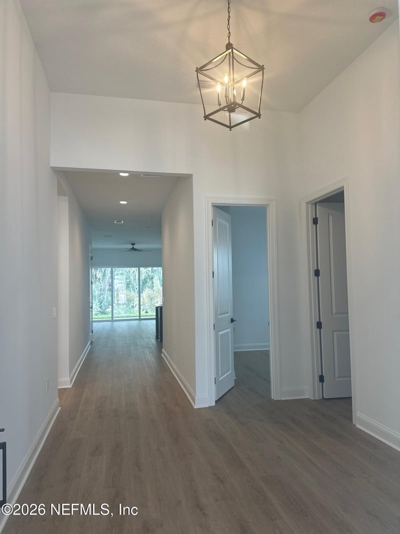 172 Oakmoss Dr, St Johns, FL 32259