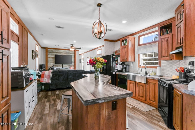 22813 County Road 225a, Lawtey, FL 32058