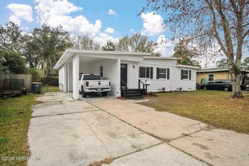 6728 East Rd, Jacksonville, FL 32216