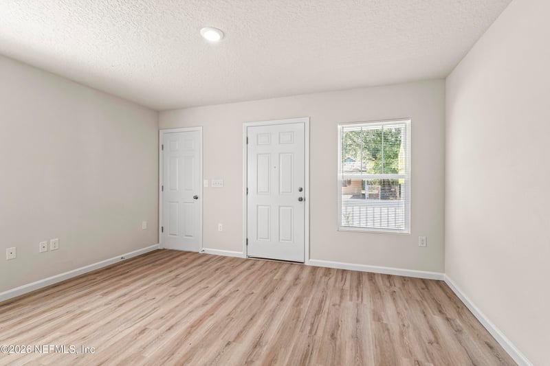 1361 Milnor St, Jacksonville, FL 32206