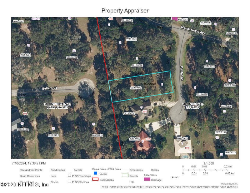 105 Dexter Ct, Crescent City, FL 32112