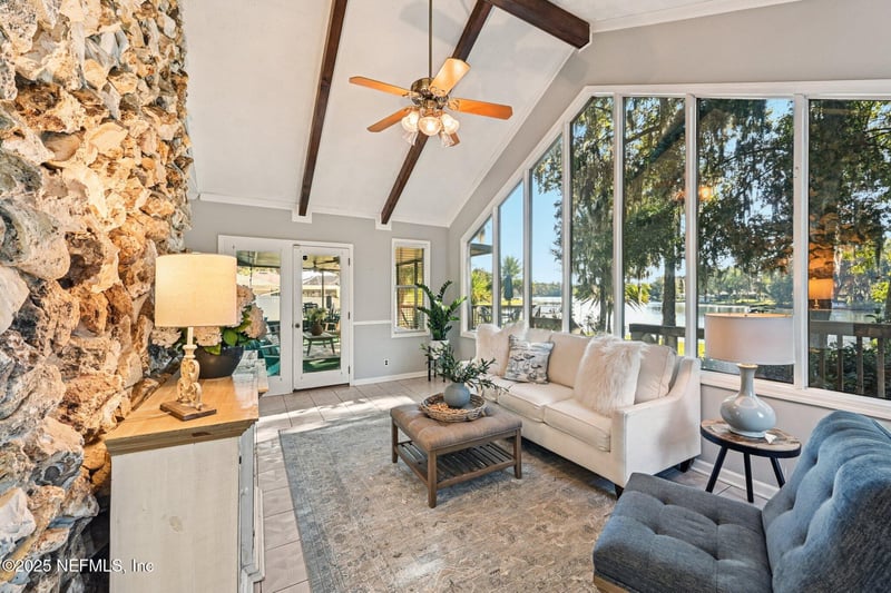 448 Lake Asbury Dr, Green Cove Springs, FL 32043