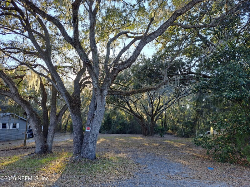 211 Lemon St, Wildwood, FL 34785