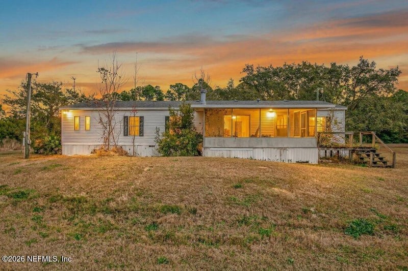 16190 Sawpit Rd, Jacksonville, FL 32226