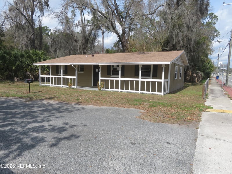 538 Boykins Ln, Baldwin, FL 32234