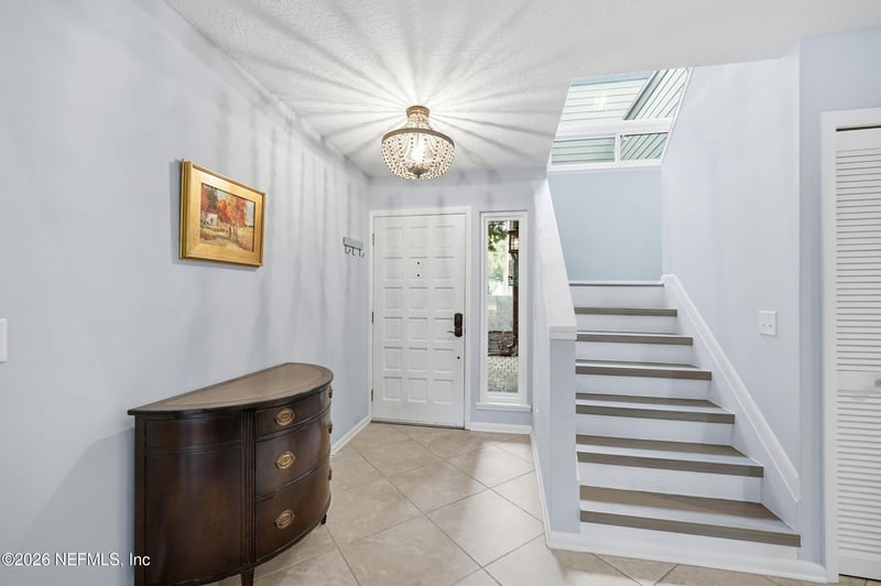 27 Lake Julia Dr, Ponte Vedra Beach, FL 32082