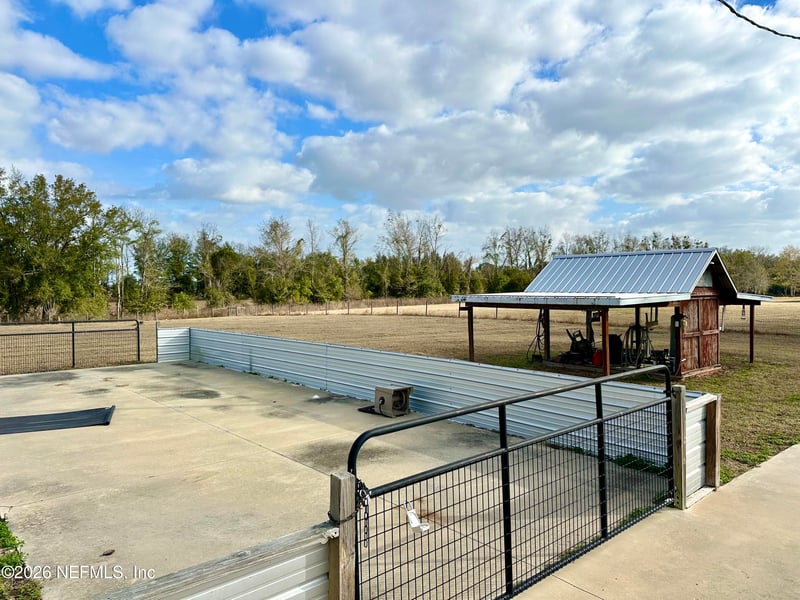 237 Baron Glen, Fort White, FL 32038