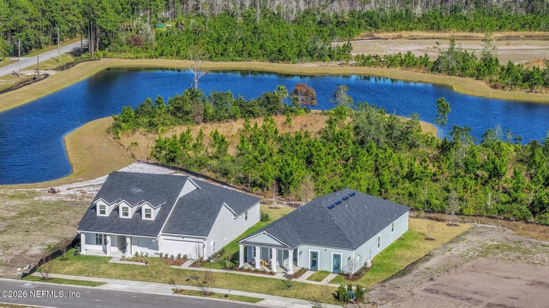 11 Bottlebrush Ln, Palm Coast, FL 32164