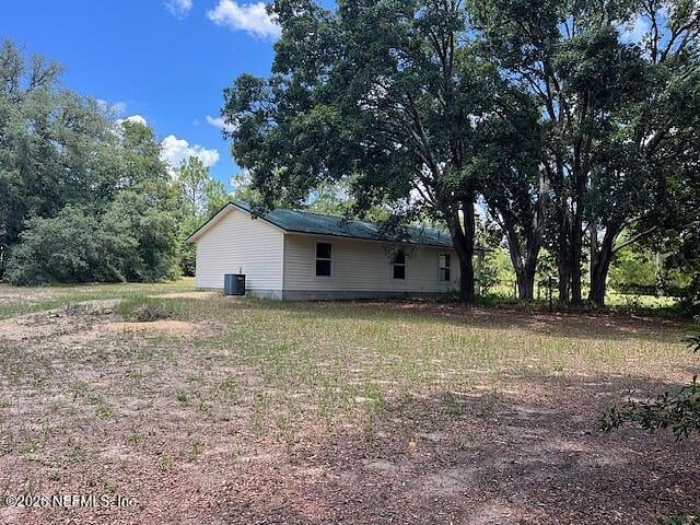 107 Milton Ave, Interlachen, FL 32148