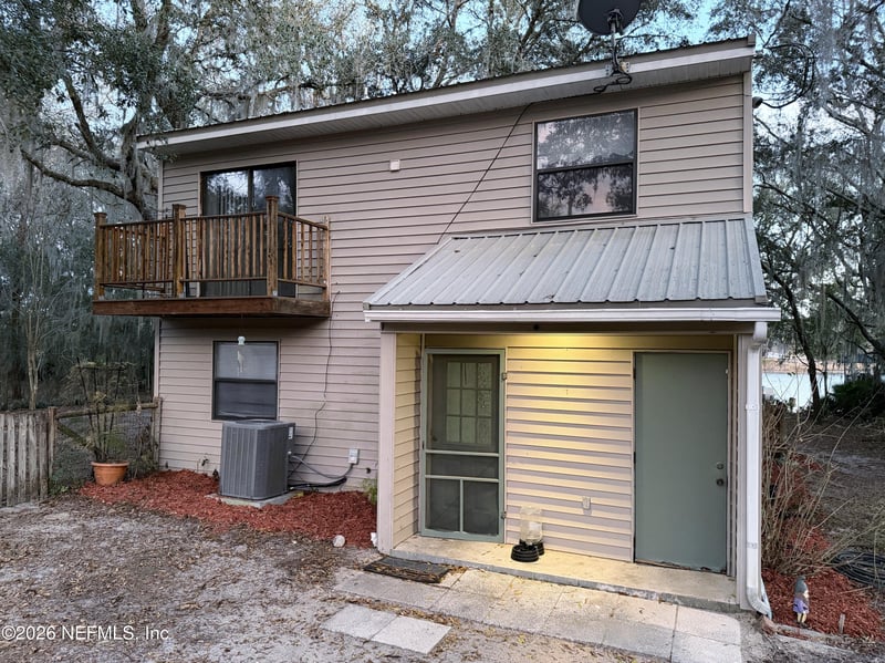 273 Neal Rd, Hawthorne, FL 32640