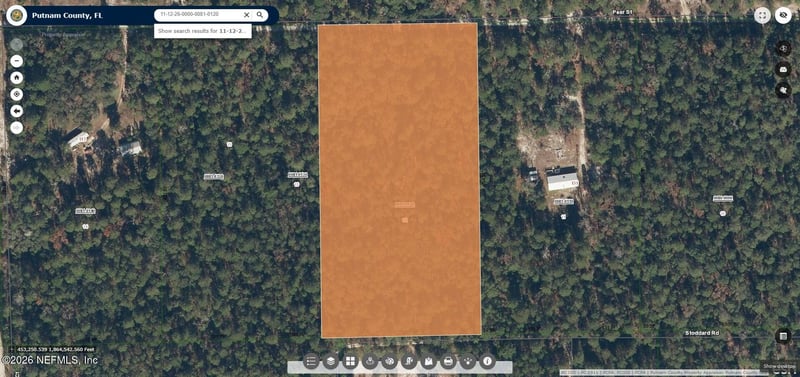 127 Pear St, Pomona Park, FL 32181