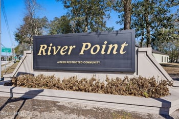 1229 Shallowford Dr, Jacksonville, FL 32225