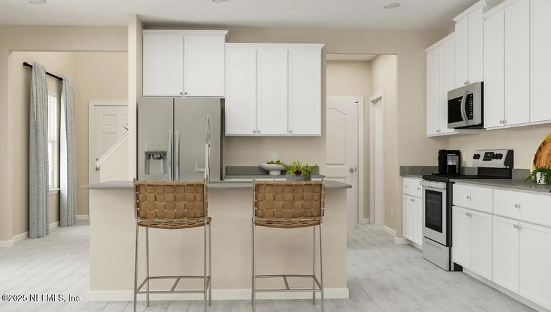 597 Avalon Woods Ln, Jacksonville, FL 32218