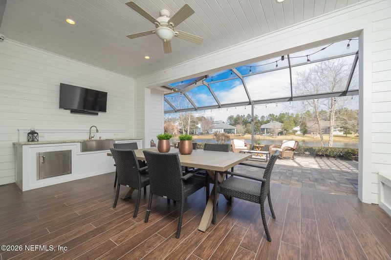 30 Blue Hole Ct, St Johns, FL 32259