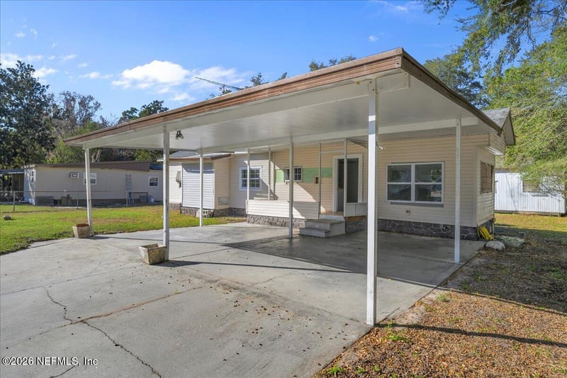 118 Char Ln, Crescent, FL 32112