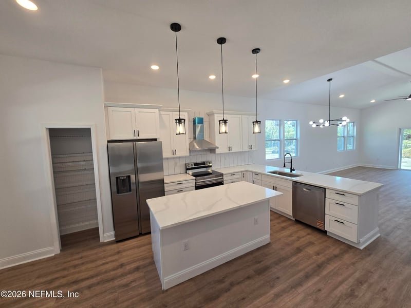 5820 Patterson Ave, Jacksonville, FL 32219