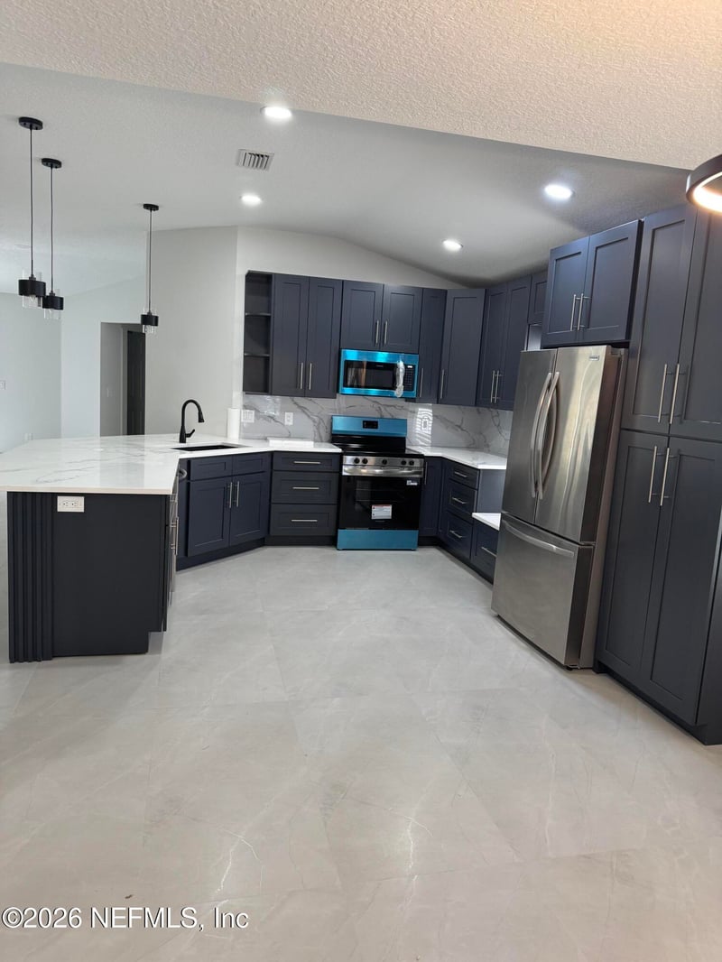 939 Churchhill Ln, St Augustine, FL 32092