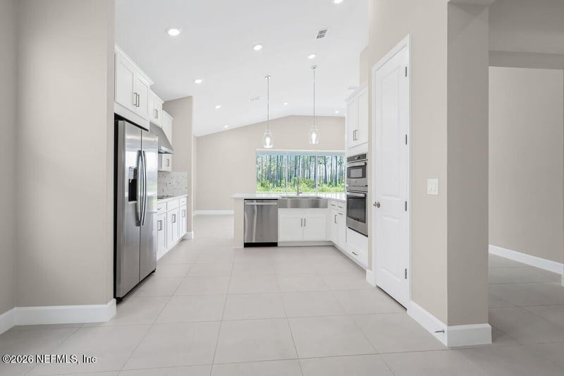 36 Armoyan Dr, Palm Coast, FL 32137