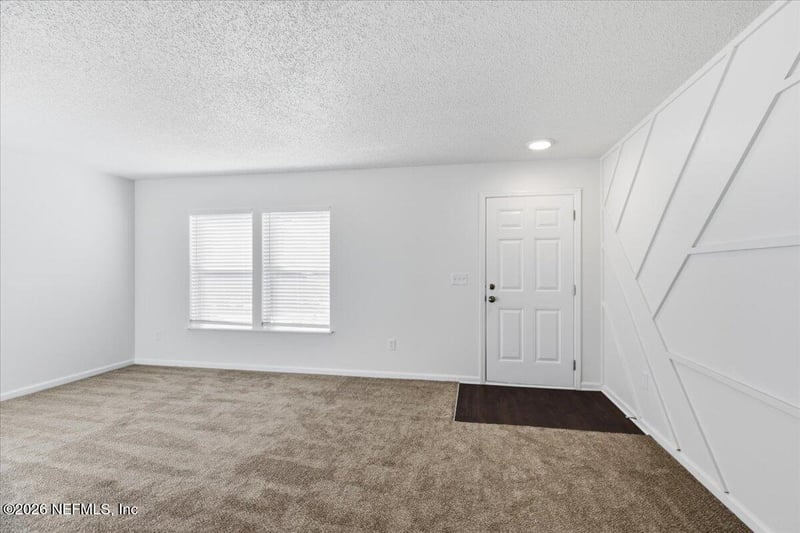 1250 Spring Creek Ct, Jacksonville, FL 32218