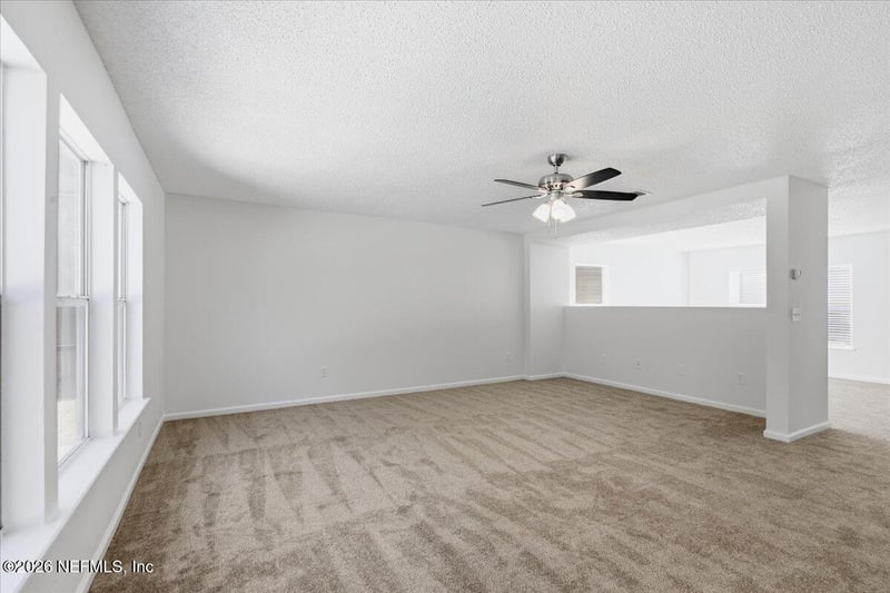 1250 Spring Creek Ct, Jacksonville, FL 32218