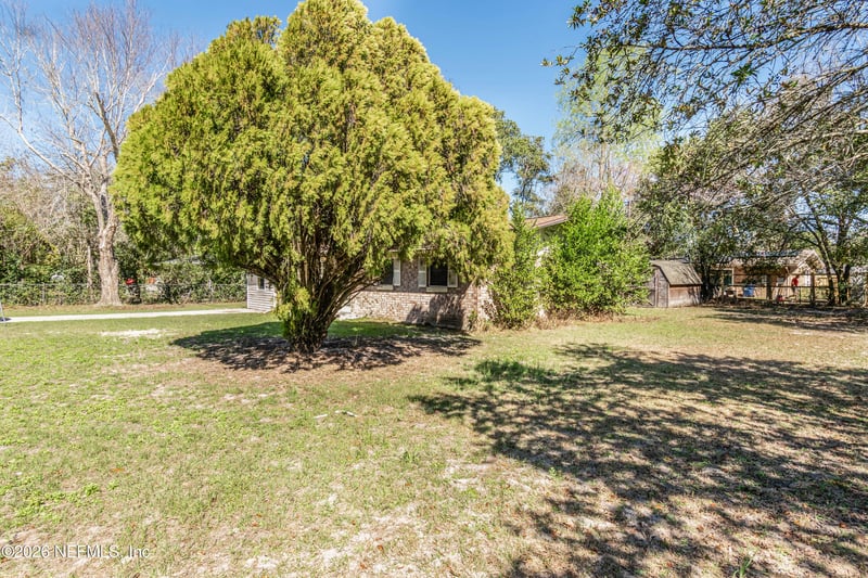 521 Quail Ln, Macclenny, FL 32063