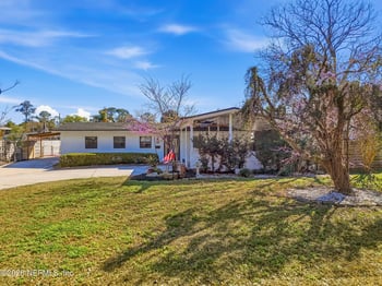 6014 Wateredge Ln, Jacksonville, FL 32211