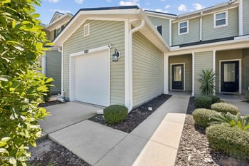 12072 Calvesta St, Jacksonville, FL 32256