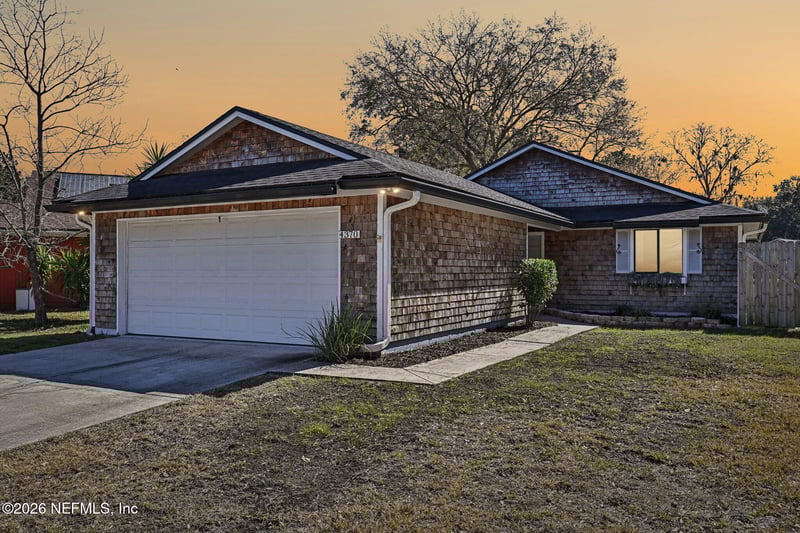 4370 Lake Woodbourne Dr, Jacksonville, FL 32217