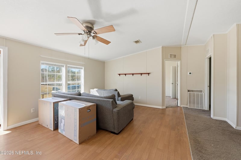 44326 Woodland Cir, Callahan, FL 32011