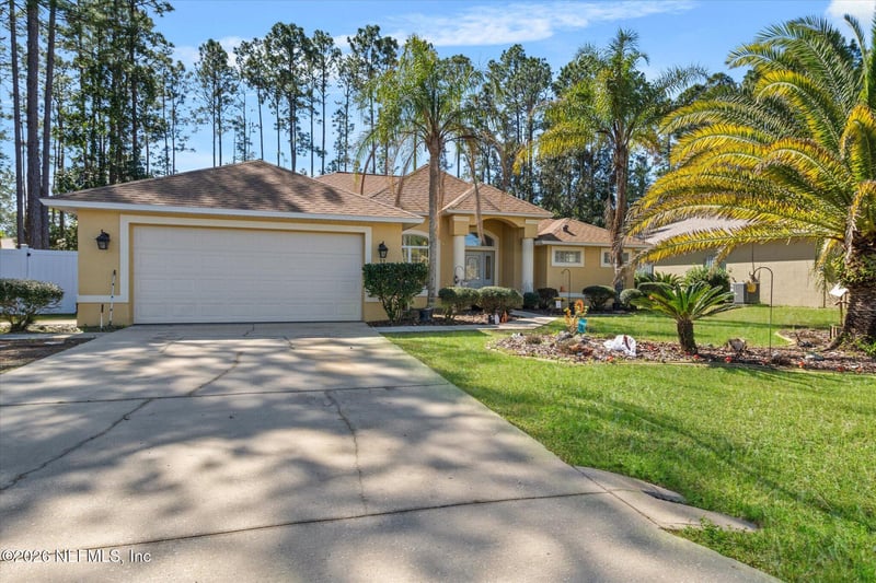 33 Red Clover Ln, Palm Coast, FL 32164