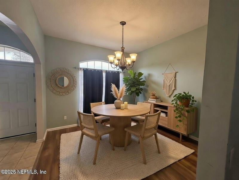 9266 Prosperity Lake Dr, Jacksonville, FL 32244