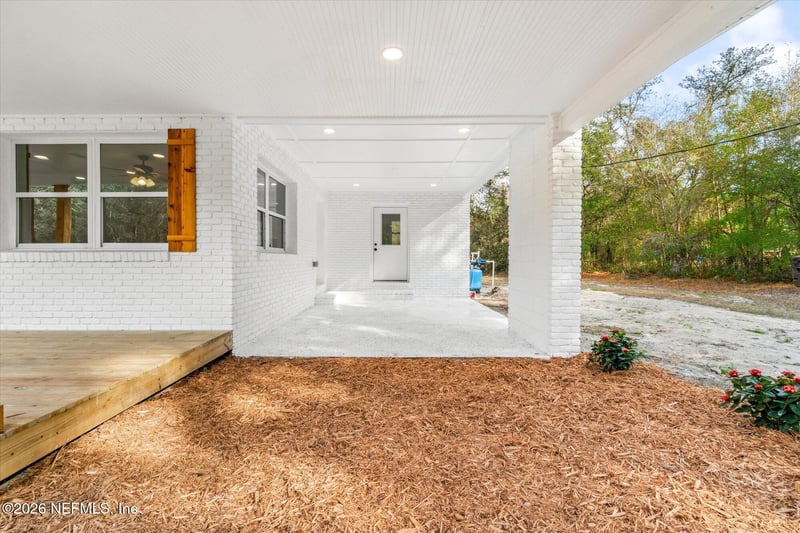 106 Teddy Ln, Palatka, FL 32177