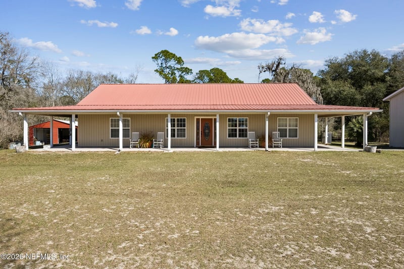 4564 Crazy Horse Ave #B, Middleburg, FL 32068