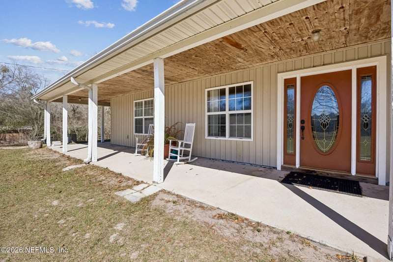4564 Crazy Horse Ave #B, Middleburg, FL 32068