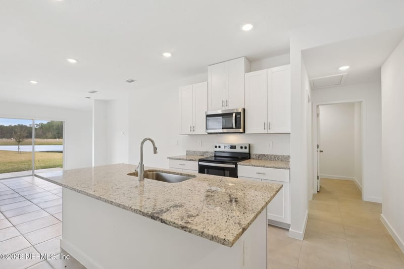 16 Dilly Ct, Palm Coast, FL 32164