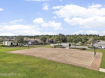 3239 Fiera Vista Dr, Jacksonville, FL 32246