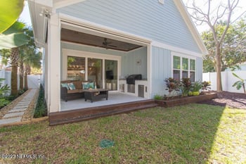 264 Ocean Blvd, Atlantic Beach, FL 32233