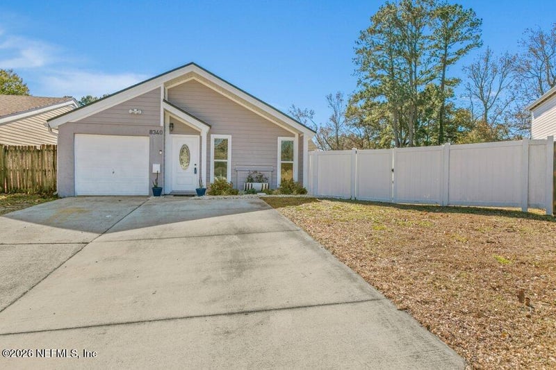8340 Sunflower Ct, Jacksonville, FL 32244