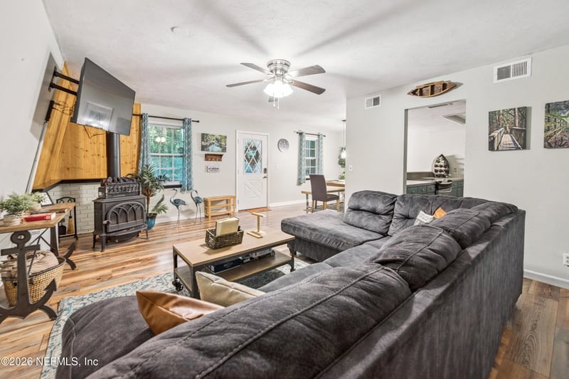 141 Longhorn Ter, Fort White, FL 32038