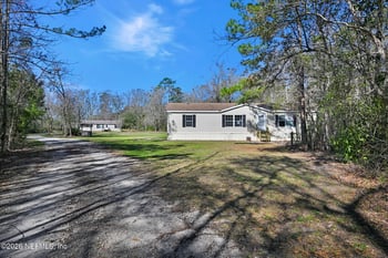 11466 Simmons Rd, Jacksonville, FL 32218