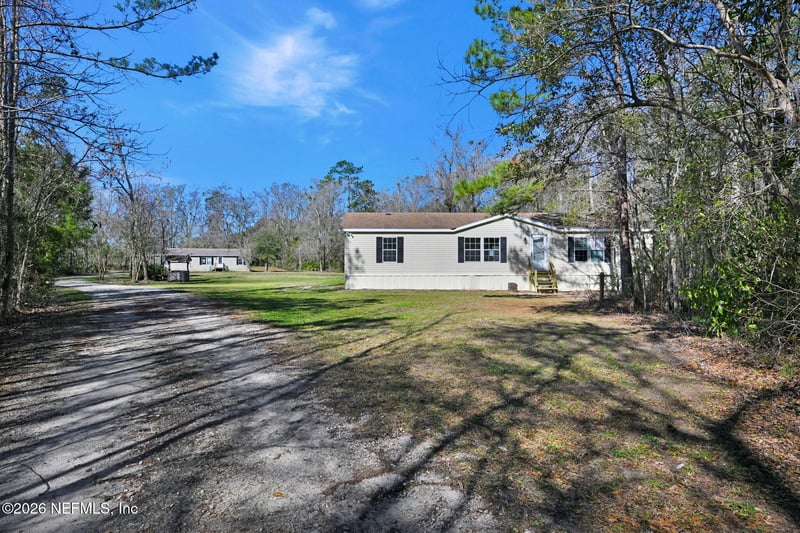 11466 Simmons Rd, Jacksonville, FL 32218