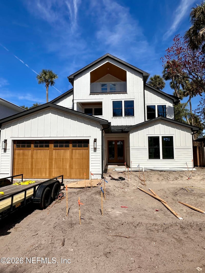 371 9th St, Atlantic Beach, FL 32233