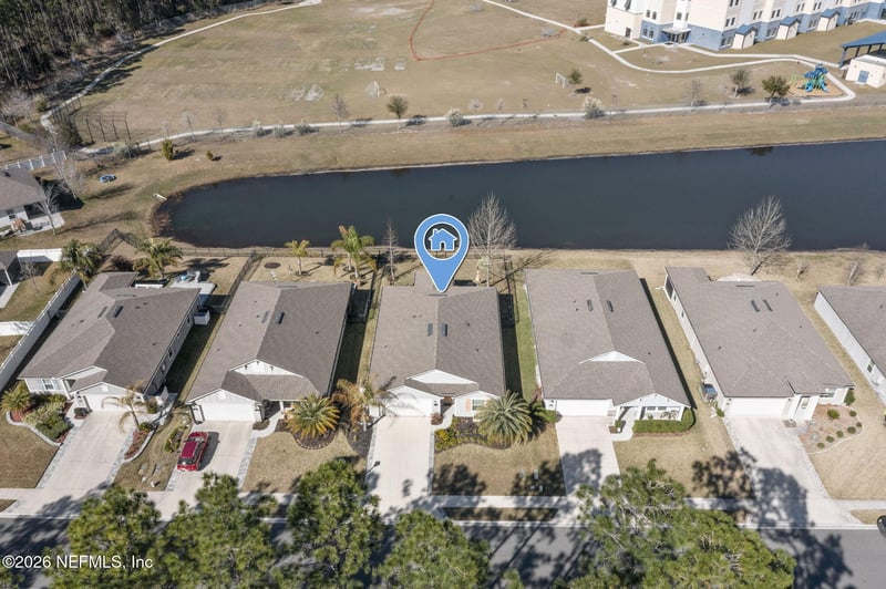 246 Glasgow Dr, St Johns, FL 32259