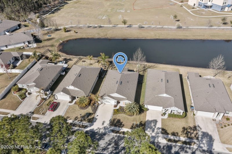 246 Glasgow Dr, St Johns, FL 32259