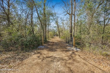 16684 Oak Hill Rd, Hilliard, FL 32046