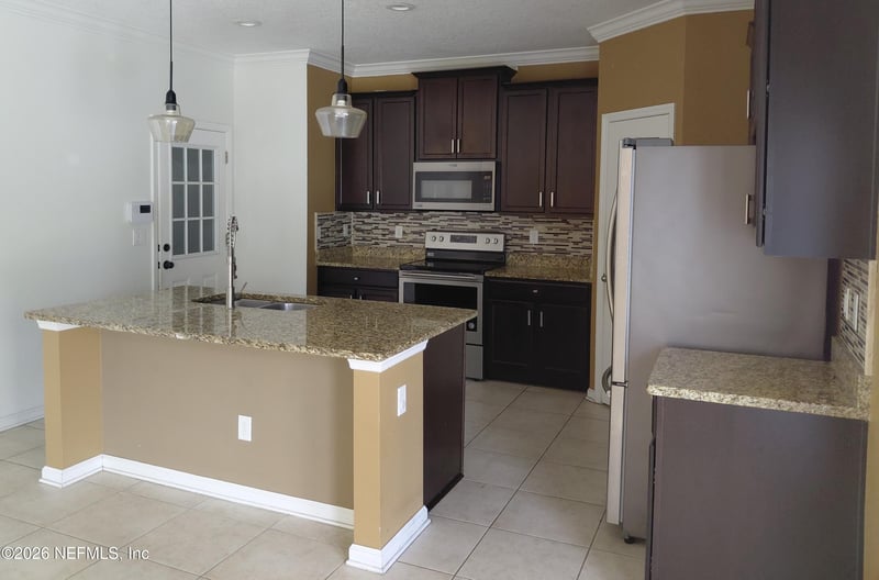 7287 Claremont Creek Dr, Jacksonville, FL 32222