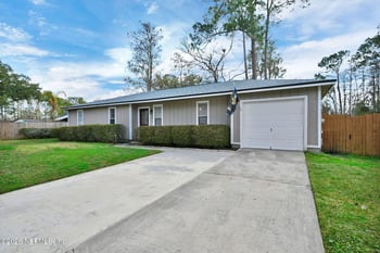 5168 Horse Track Dr, Jacksonville, FL 32257