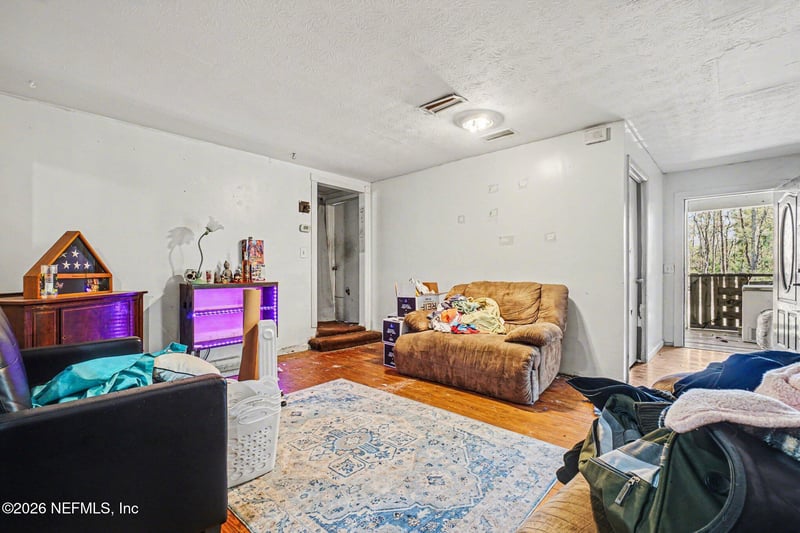 3390 Lannie Rd, Jacksonville, FL 32218